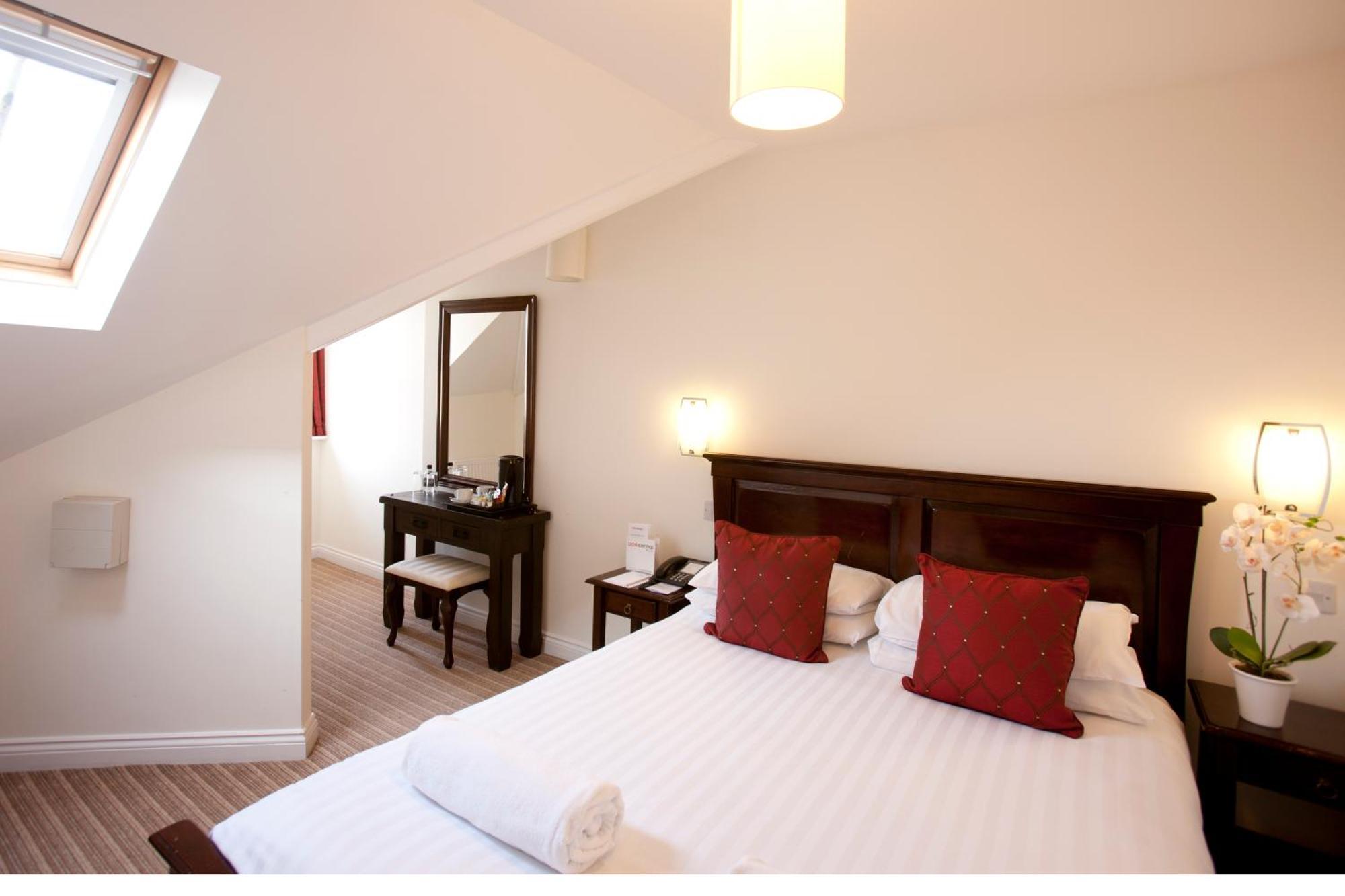Classic Double Room