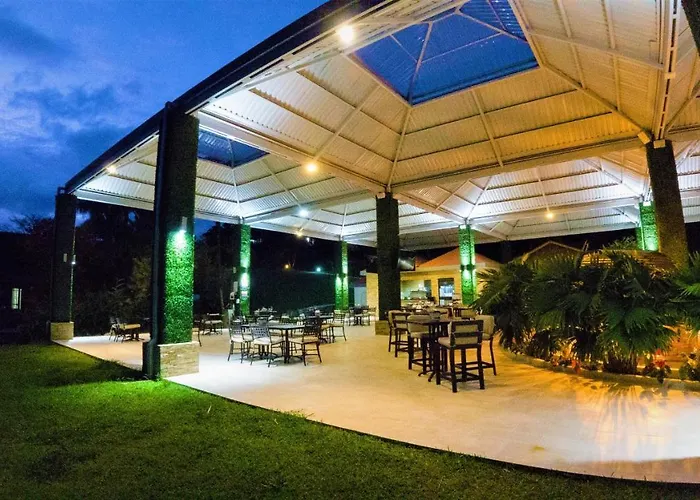 Arenal Paraiso Resort Spa & Thermo Mineral Hot Springs La Fortuna