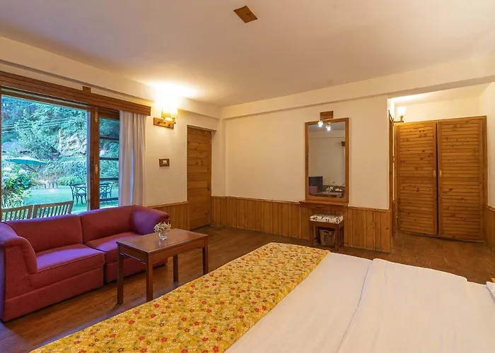 Stayvista At Casa Bella Vista- Luxury Stay, Central Manali