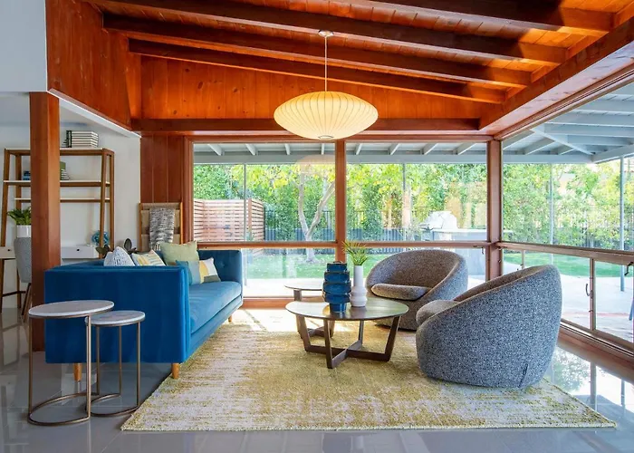 West Elm House: The Seven-Eighty By Acme House Company Villa Palm Springs