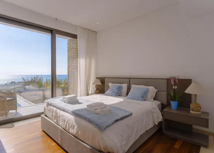 Coral Residences Coral Bay