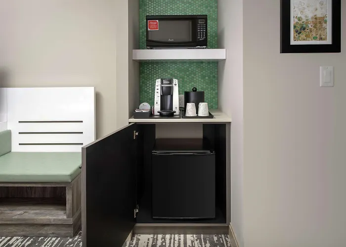 Hilton Garden Inn Miami Brickell South