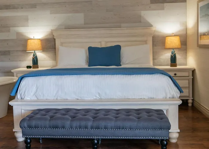 Prestige Beach House, Worldhotels Crafted Kelowna