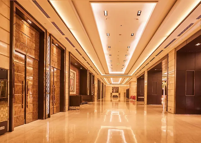 Crowne Plaza New Delhi Rohini By Ihg Hotel