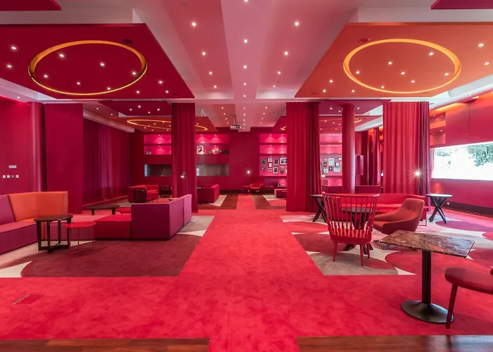 Airport Hotel Basel - Convenient & Friendly
