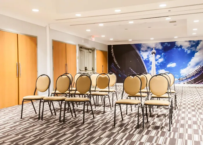 Best Western Premier Toronto Airport Carlingview Hotel