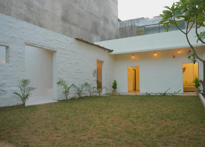 Bungalow Eleven11 Jaipur