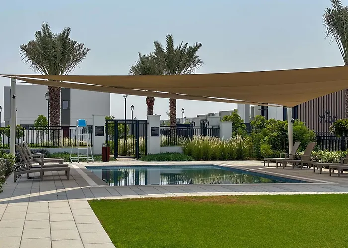 Frank Porter - La Rosa 6 Dubai