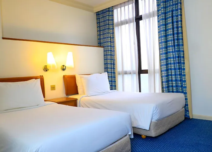 Merdeka Palace Hotel & Suites Kuching