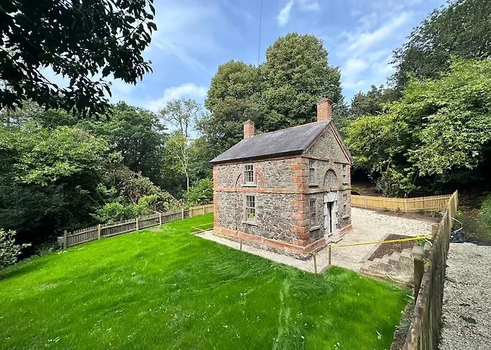 Bridge Cottage Upper Malone Belfast