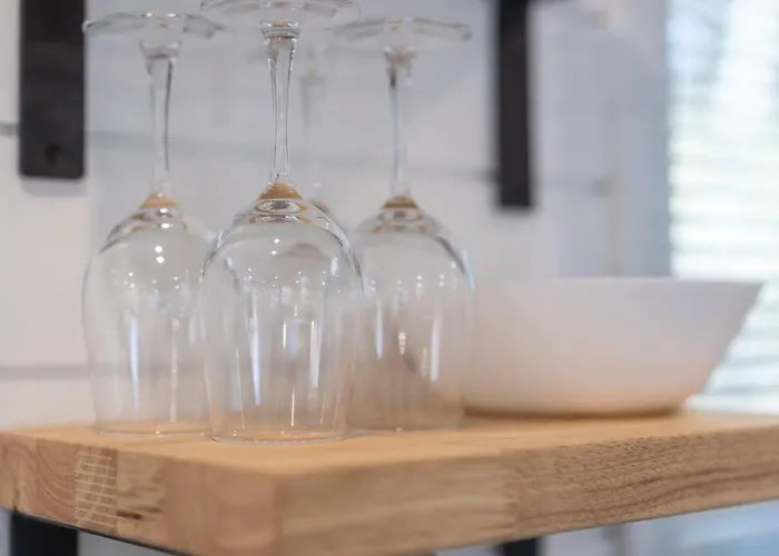 New - Oak Glen Microcabin - Rare Broken Bow