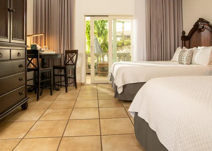 Lazy Parrot Inn Rincon