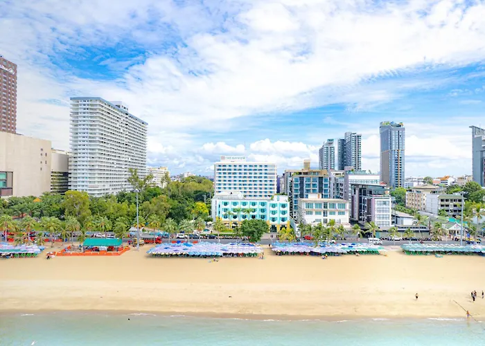 Wave Hotel Pattaya