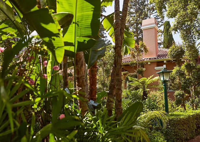 The Beverly Hills Hotel - Dorchester Collection Los Angeles