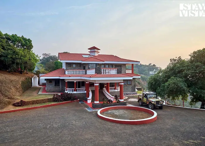 Stayvista At Cliffhanger Solitude With Balcony, Lawn Kolhapur