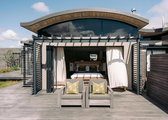 Perivoli Lagoon House Stanford
