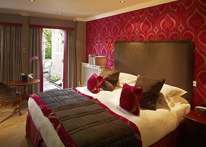 Langshott Manor - Luxury Hotel Gatwick Horley 