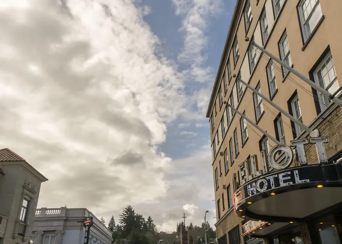 Boutique Hotels in Astoria