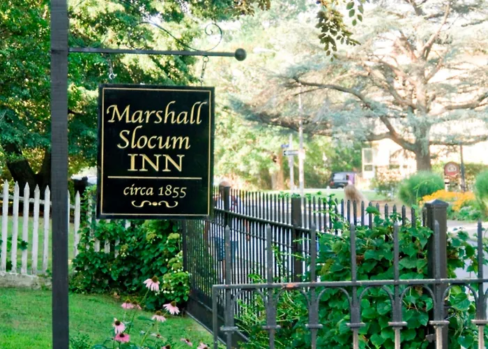 Boutique Hotels in Edgartown