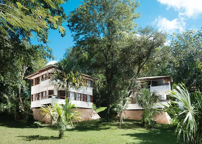 Villa Maya Flores