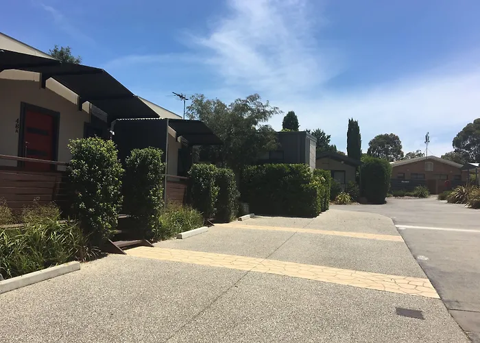 Airport Tourist Village Melbourne