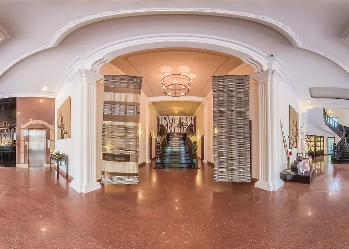 White Mansion 白色公馆 Hotel Phnom Penh