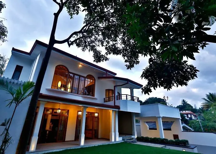 Clove Villa Kandy