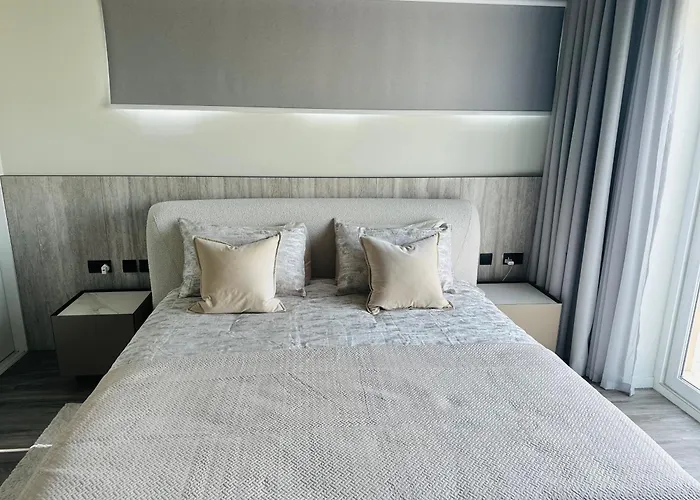 Luxury 4 Bedroom Villa The Springs Dubai