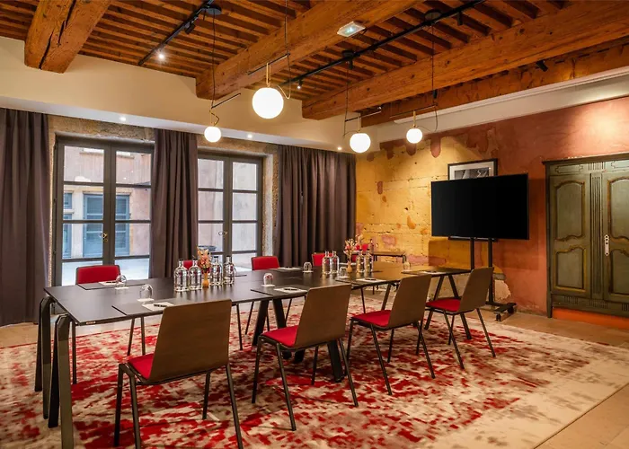 Cour Des Loges Lyon, A Radisson Collection Hotel