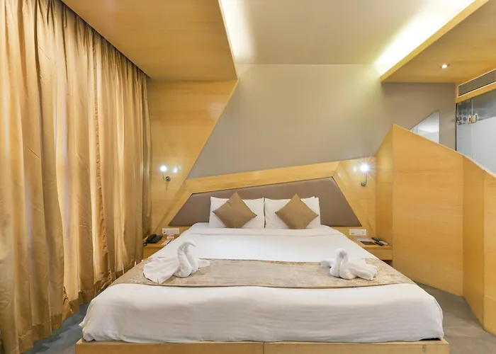 Dragonfly Hotel - The Art Hotel Mumbai