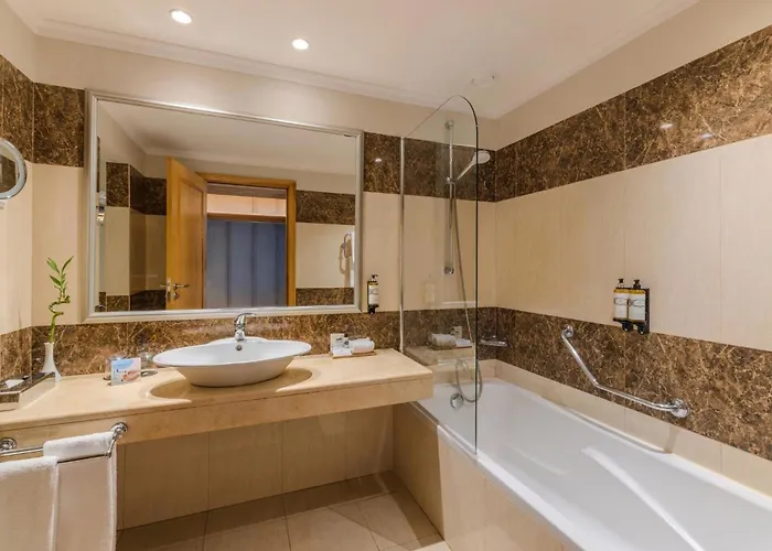 Pestana Carlton Madeira Ocean Resort Hotel Funchal 