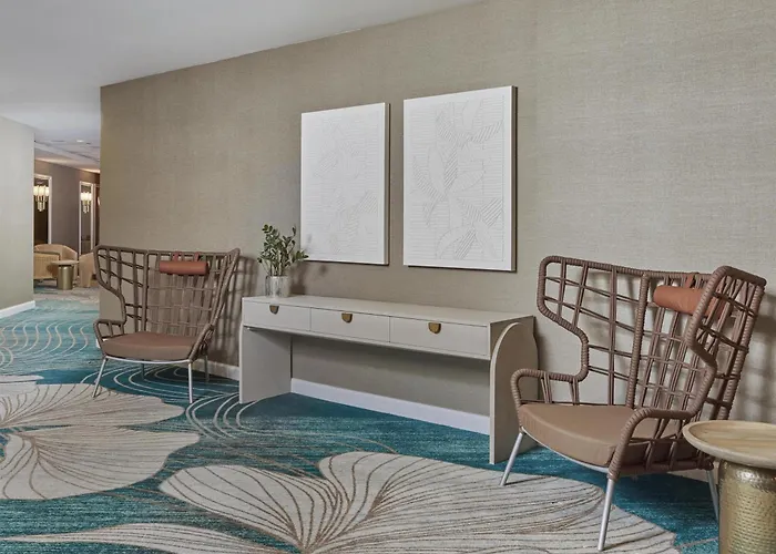Hyatt Centric Delfina Santa Monica Hotel