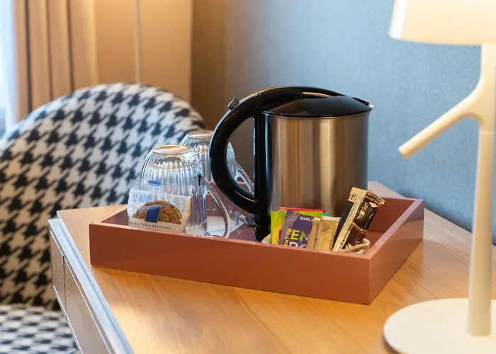 Hobou - Ex Hotel Acanthe Boulogne-Billancourt