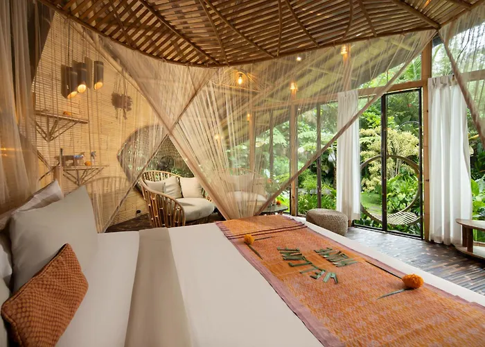 Hideout Eco Bamboo House Bali Villa Sidemen 