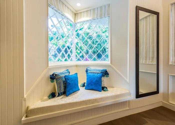 Ama Stays & Trails, Beach House Madh Island Mumbai